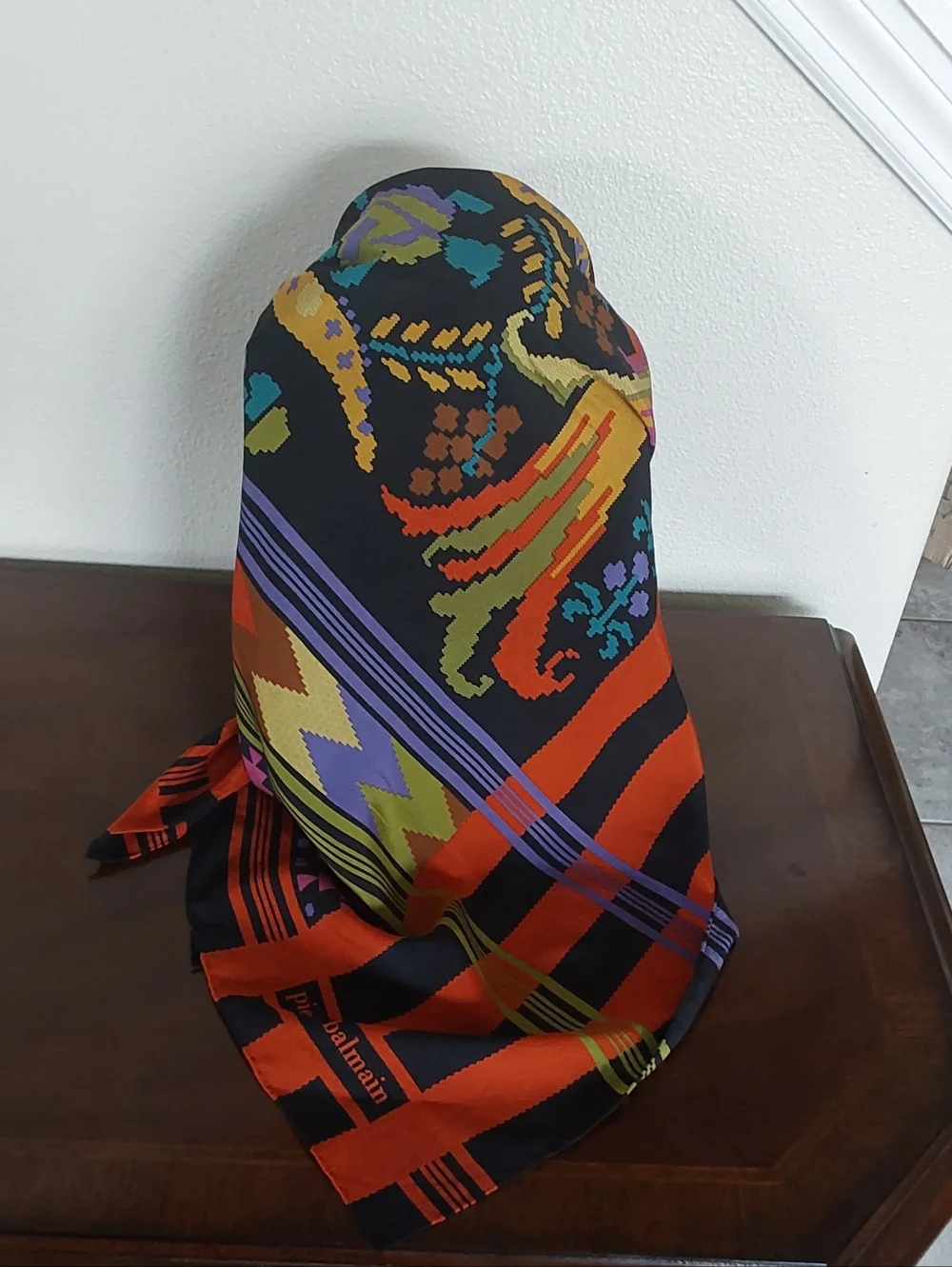 PIERRE BALMAIN VINTAGE GRAND‎ BIRDS SQUARE SILK SCARF Love Birds